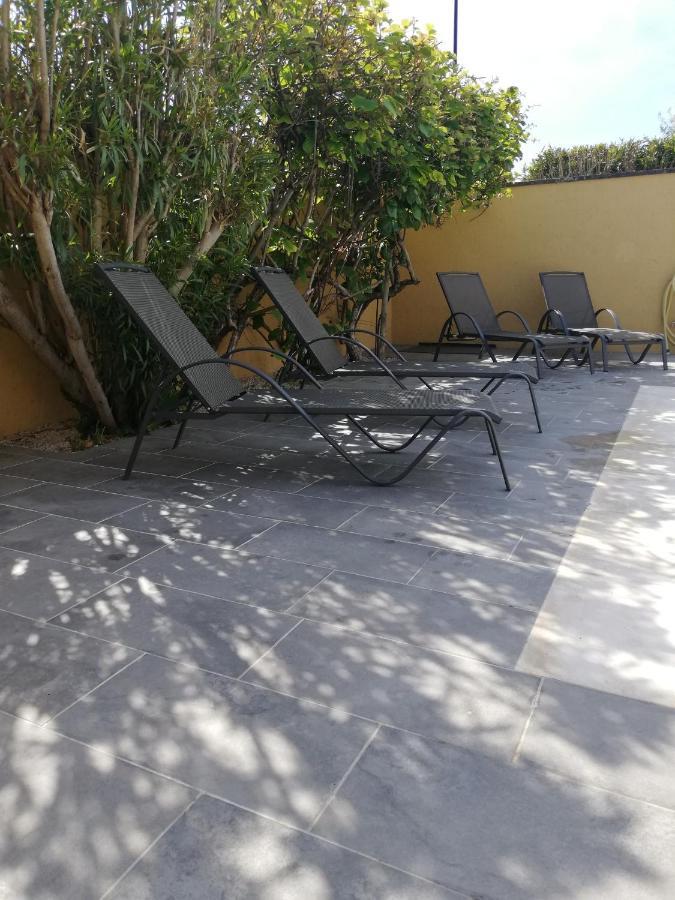 Maison Provencale Spa Sauna Piscine Molleges Esterno foto