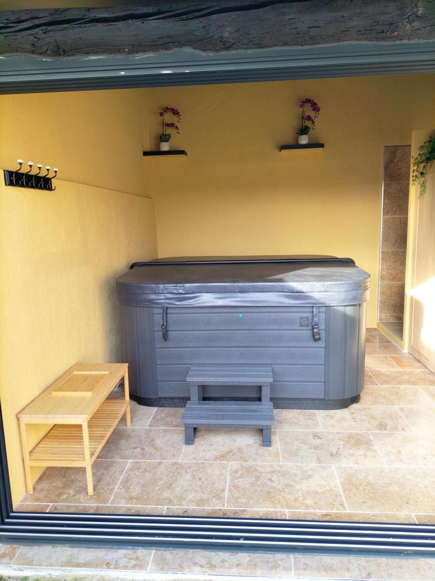 Maison Provencale Spa Sauna Piscine Molleges Esterno foto
